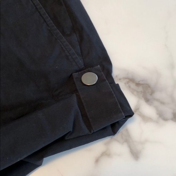 Club Monaco Cuff Shorts, Size 0 - Picture 5 of 5